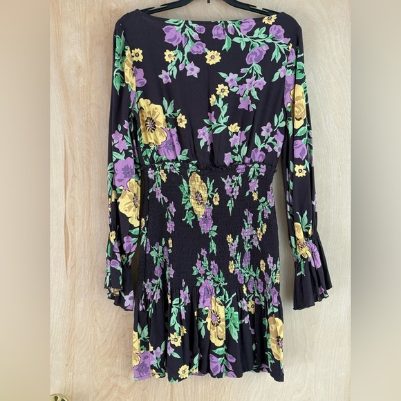 Urban Outfitters Leandra Smocked Long sleeve Dress: Eligible $3/25 Bundle! - Picture 10 of 12